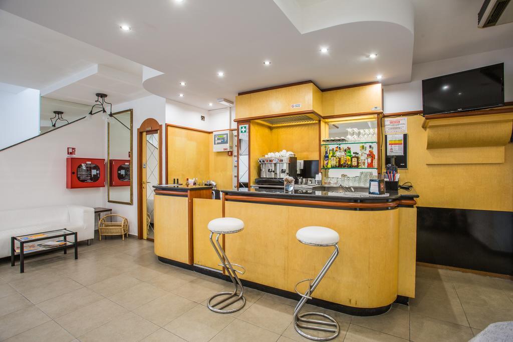 Hotel Nancy Риччоне Екстер'єр фото