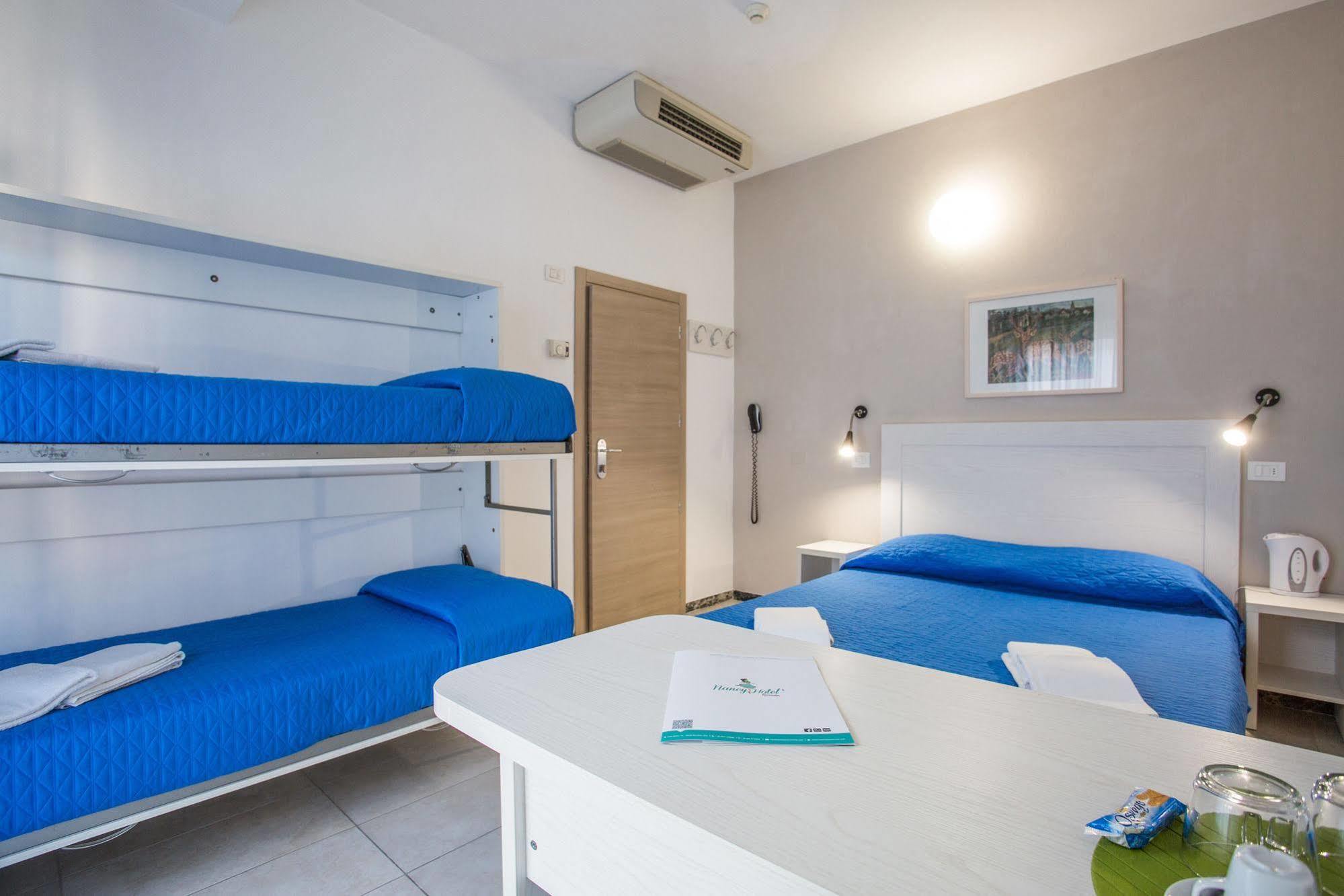 Hotel Nancy Риччоне Екстер'єр фото