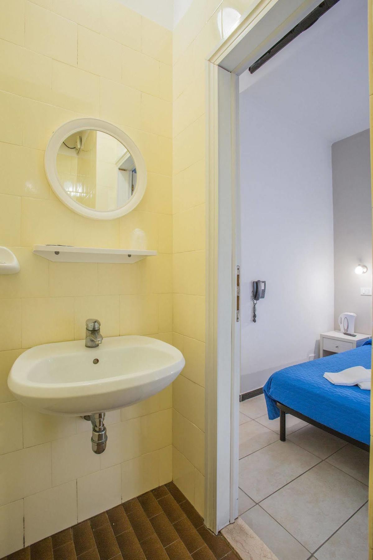 Hotel Nancy Риччоне Екстер'єр фото