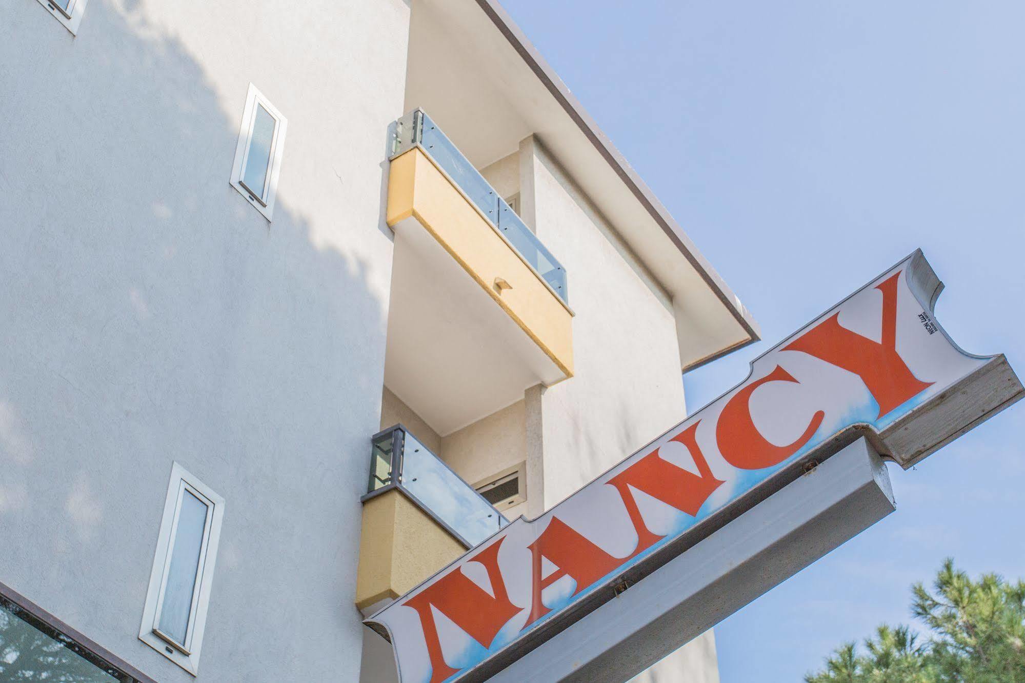 Hotel Nancy Риччоне Екстер'єр фото