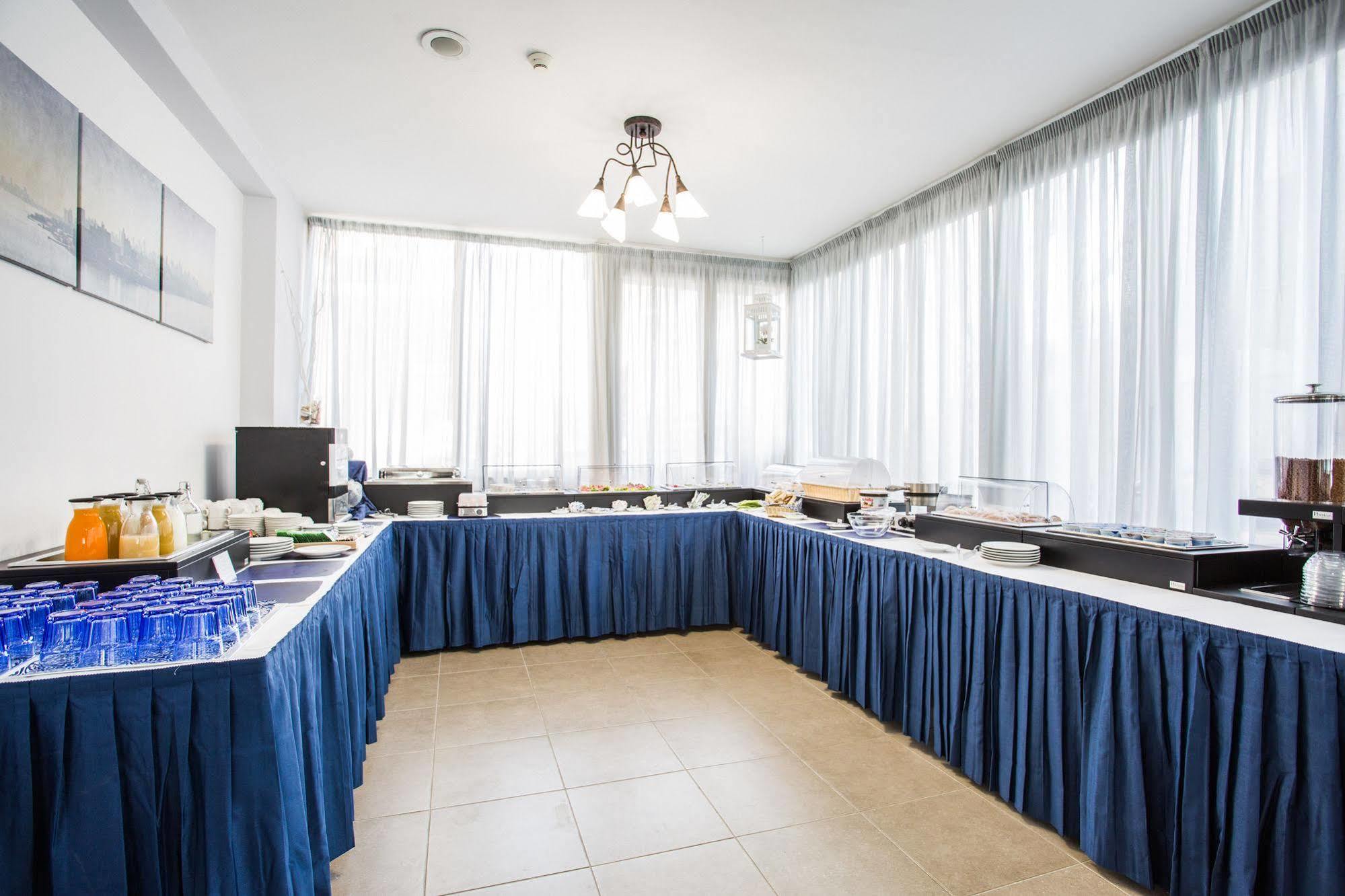 Hotel Nancy Риччоне Екстер'єр фото